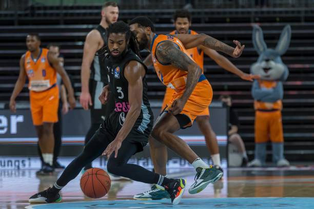 是牛仔冲击 是牛仔冲击