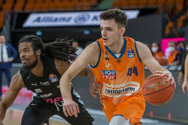 入选引发震 入选引发震