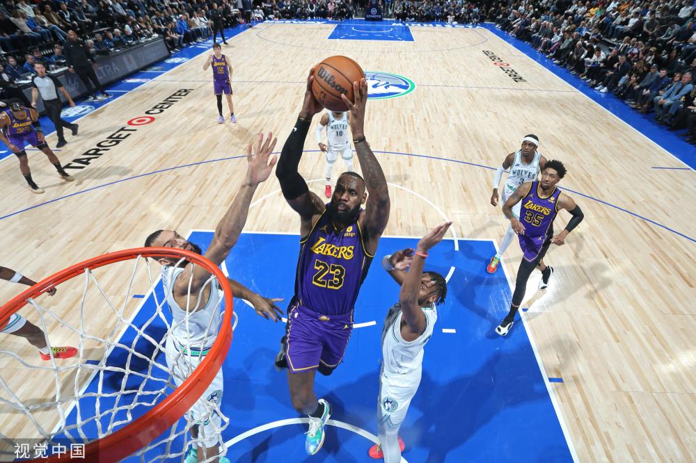 球迷热议的 球迷热议的